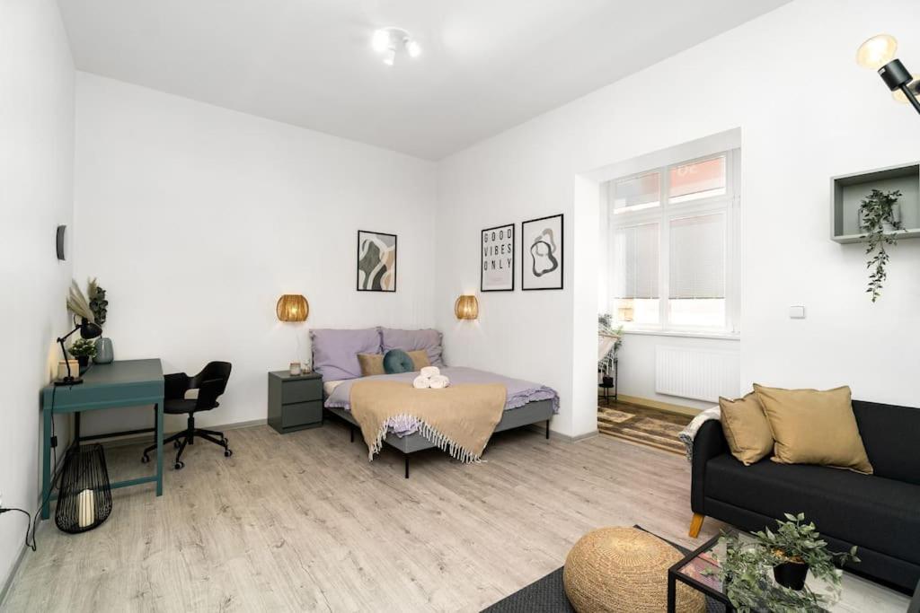 Deja Vu Botique Apartment Оломоуц Екстериор снимка